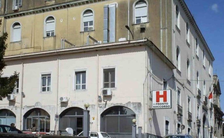 Cava de’ Tirreni, anziana muore di West Nile: dodicesimo decesso in Campania