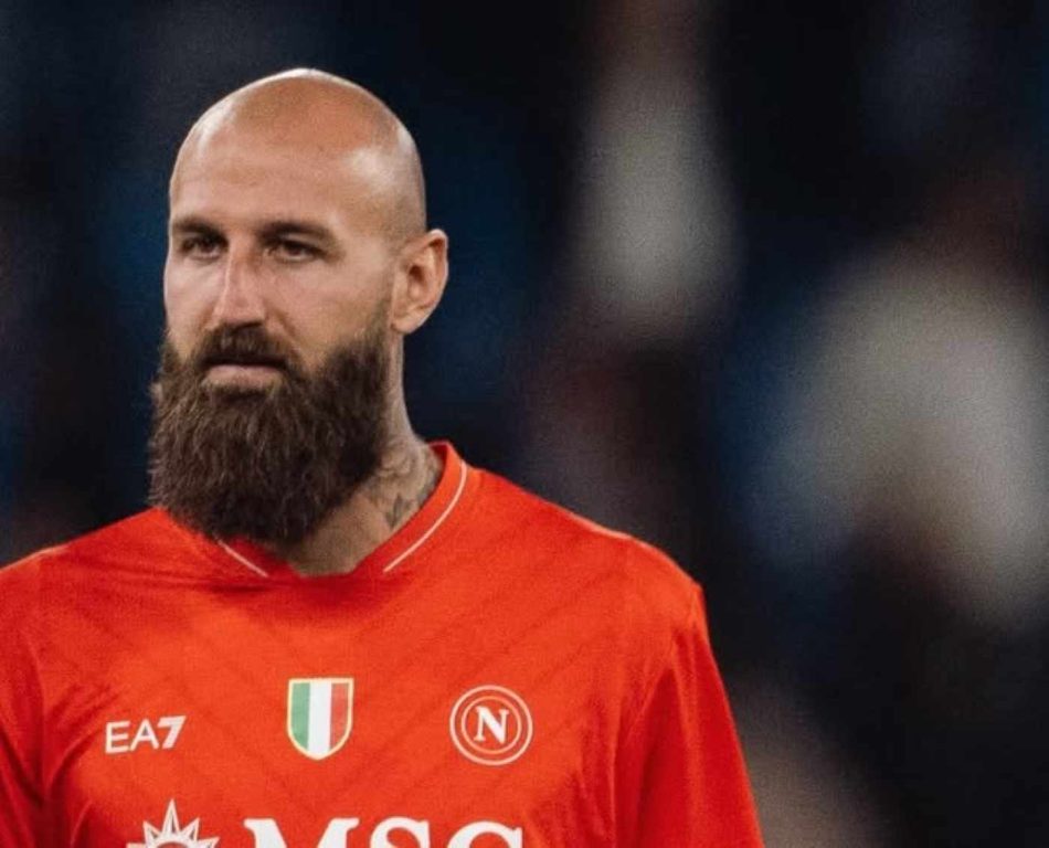 Napoli, ancora emergenza: elongazione alla coscia per Milinkovic-Savic: è il 17esimo infortunato