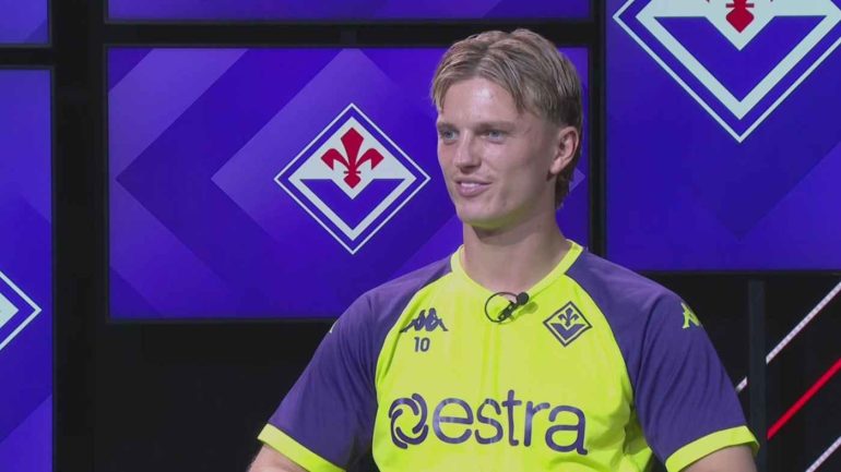 Fiorentina, contro il Napoli non ci sarà Gudmundsson: assente per motivi familiari