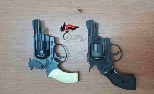 Maxi-controlli tra Castellammare e Sant’Antonio Abate: pistola lancia-razzi in casa di un pregiudicato