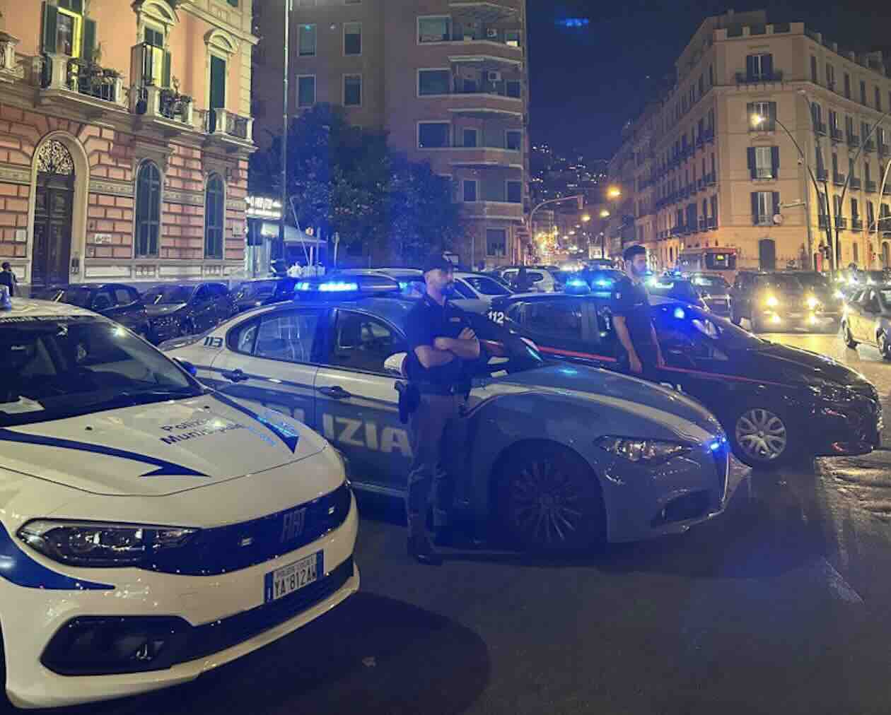 Napoli, arrestato 34enne per furto con strappo durante i festeggiamenti del centenario del Napoli