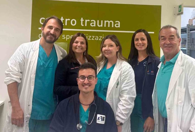 Napoli: gravissimo dopo incidente, 16enne salvato dai medici dell’Ospedale del Mare