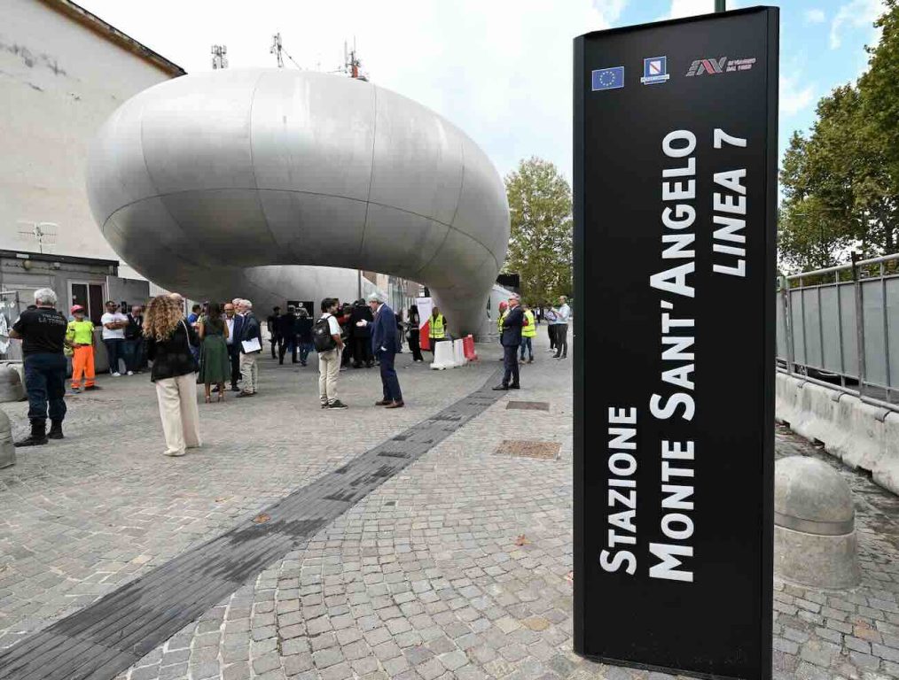 Napoli, inaugurata la nuova stazione metro di Monte Sant’Angelo