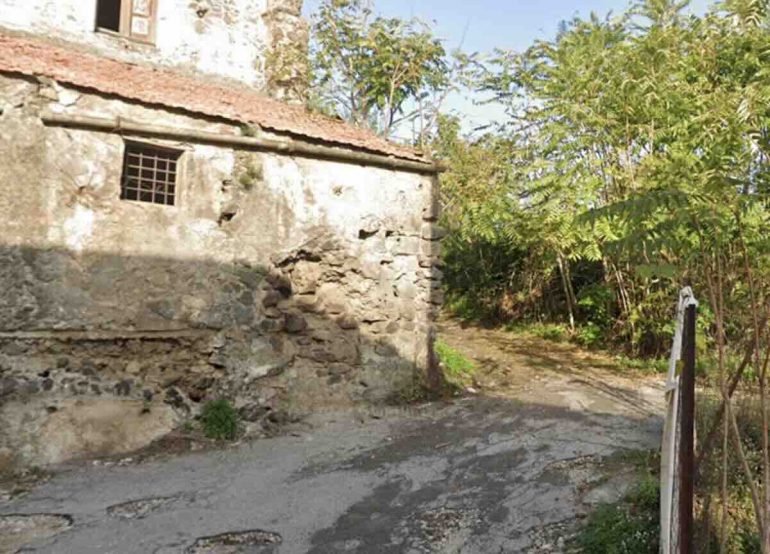 Ottaviano, anziano morto mentre cercava funghi: si indaga per omicidio colposo