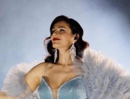 Al Teatro Bracco “Senza Ipocrisia”, l’omaggio a una dea di Napoli, Angela Luce