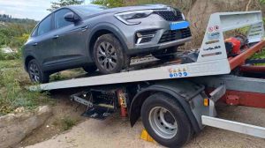 Napoli, a Pianura recuperata l’auto di lusso rubata all’aeroporto di Barcellona