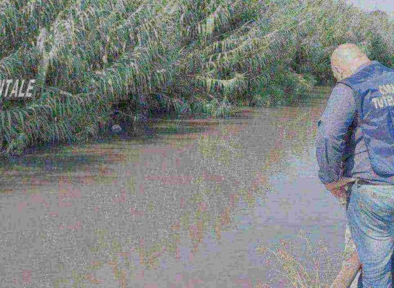 Sequestrata a Striano ditta ortofrutticola: scarichi abusivi e rifiuti nel fiume
