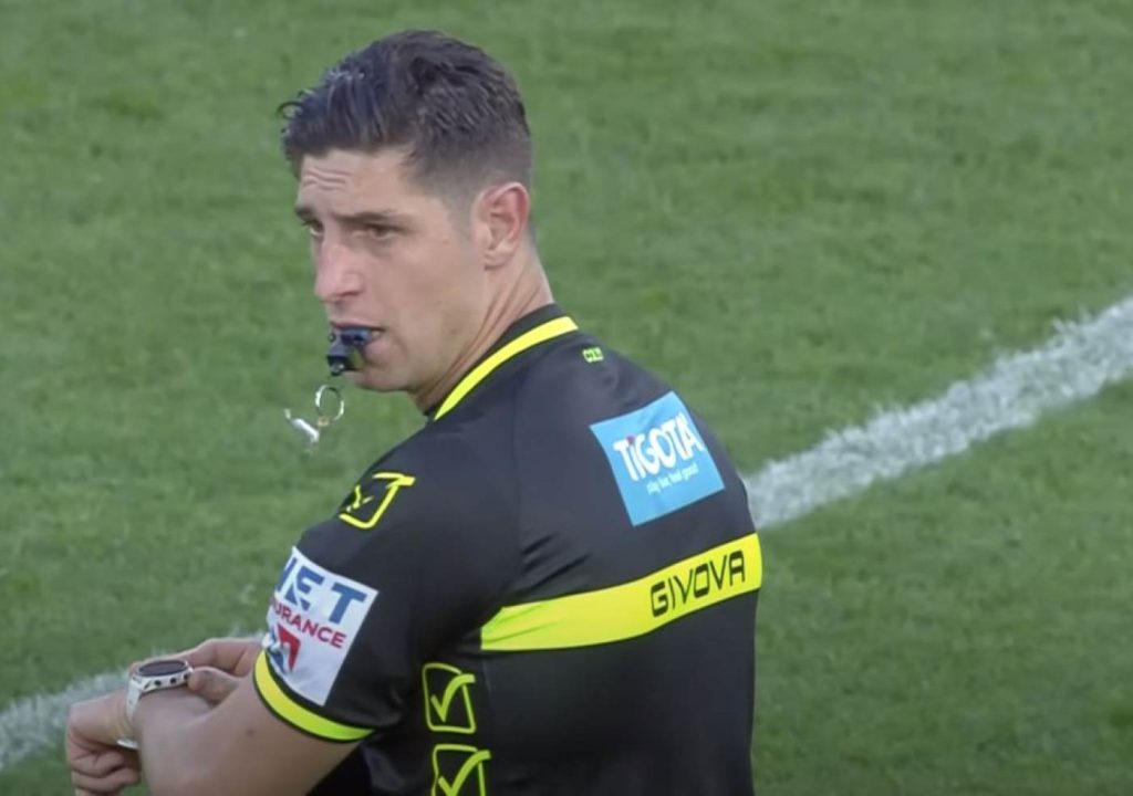 Serie A, designati gli arbitri della nona giornata: Lecce-Napoli a Collu