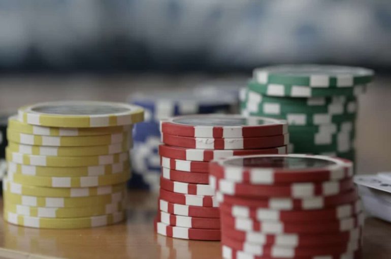 Come i Casinò online hanno un vantaggio sui Casinò terrestri