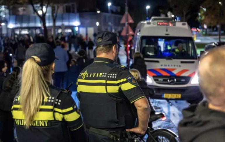 Fermati nella notte ad Eindhoven 180 tifosi del Napoli “per evitare disordini”