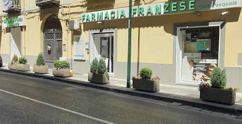 La farmacia presa di mira dai ladri