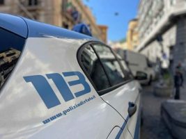 Napoli, 16enne arrestato mentre tenta di rubare un motociclo in Via Terracina