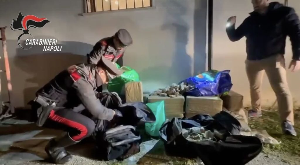 Napoli, società di logistica importava stupefacenti dalla Spagna: 5 arresti