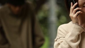 Stalker minacciava e controllava l’ex con uno spyware: condannato a Napoli