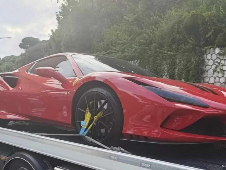 La Ferrari sotto sequestro