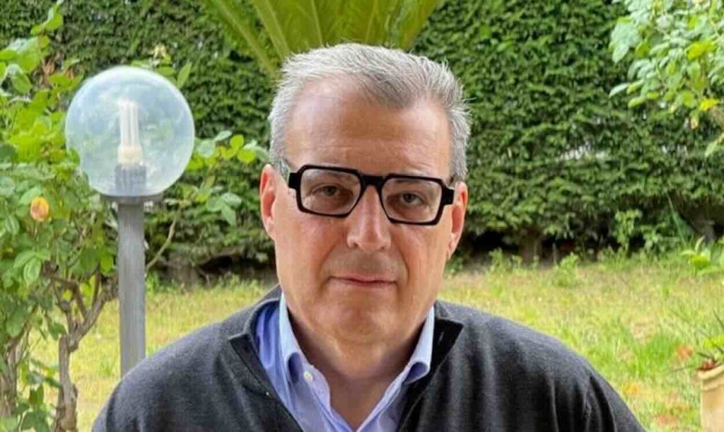 Notte di fuoco a Moschiano: ignoti tentano di incendiare il nuovo municipio