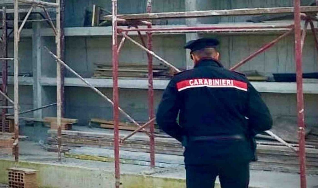 Scarico abusivo nel suolo: sequestrato opificio a San Felice a Cancello