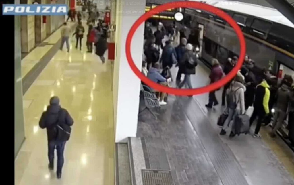 A Forcella la regia delle truffe agli anziani, usavano l’intelligenza artificiale per riprodurre le voci