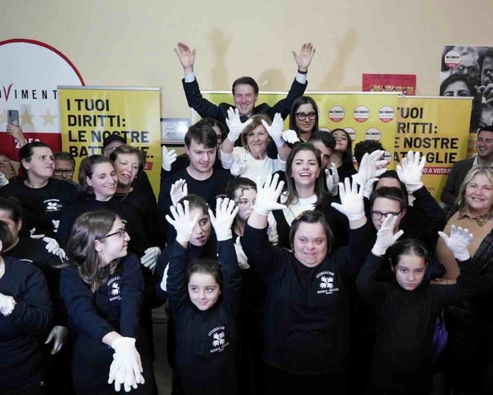 Acerra abbraccia Conte, Auriemma (M5S): “Segnale di speranza per la città”