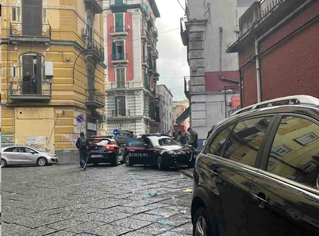 Blitz a Porta Capuana: sequestri, multe e denunce