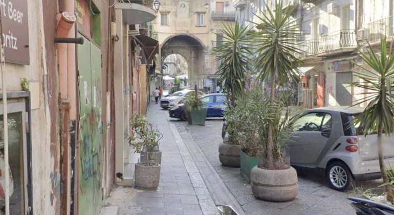 Napoli arrestato pusher con pillole psicotrope