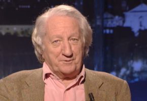 Addio a Giorgio Forattini, il genio della satira che ha messo a nudo mezzo secolo d’Italia