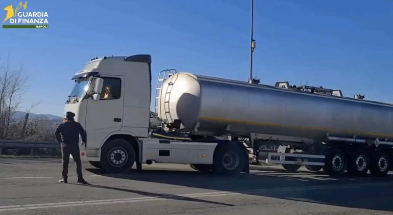 Carburanti, rafforzati i controlli della Guardia di Finanza: sequestrate 20mila tonnellate e 265 denunciati