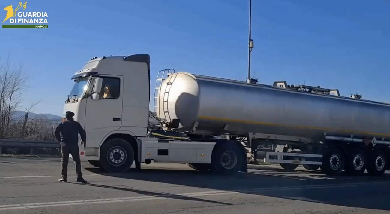 Carburanti, rafforzati i controlli della Guardia di Finanza: sequestrate 20mila tonnellate e 265 denunciati