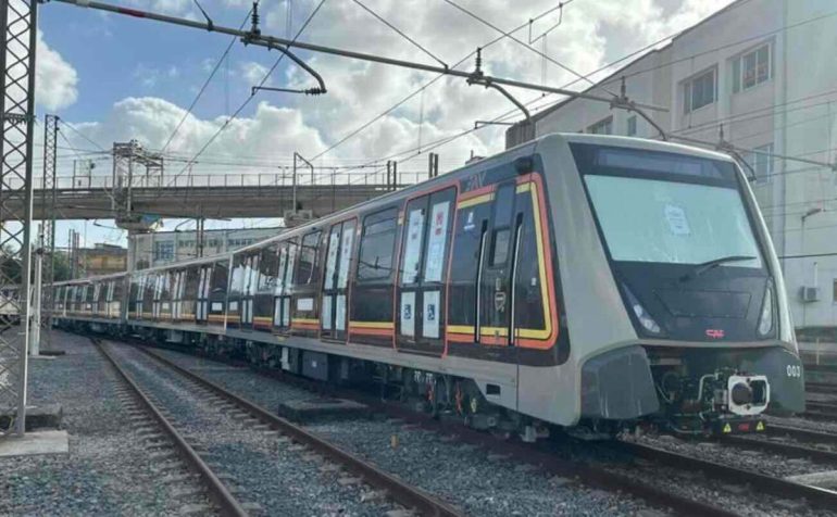 Eav lancia un nuovo treno sulla linea Piscinola-Aversa