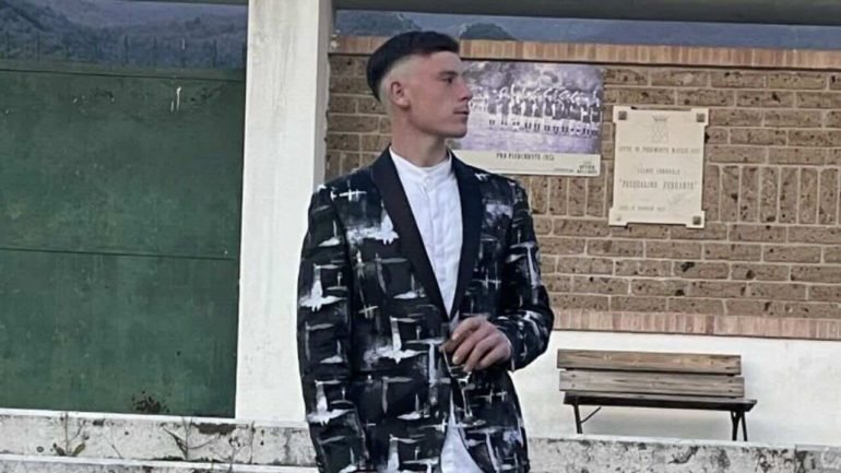 Michael muore a 20 anni sulla provinciale tra Teano e Caianello