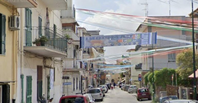 Napoli, agguato a Barra: ucciso 26enne