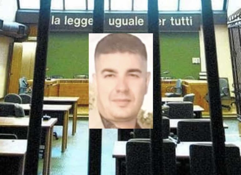 Napoli, il boss Michele Mazzarella ‘o fenomeno comandava dal carcere: 21 a processo