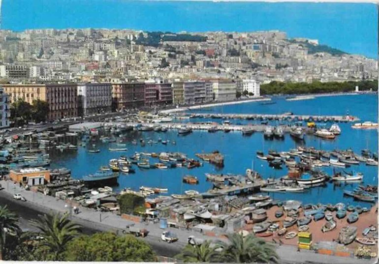 Il porticciolo di Mergellina