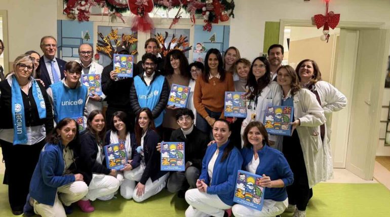 Natale solidale a Napoli: parte il “Regalo Sospeso” Unicef-Clementoni