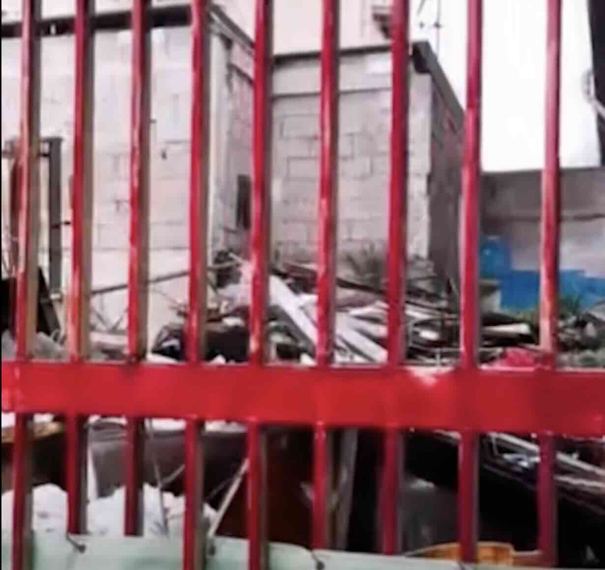 Ponticelli, discarica abusiva a pochi metri dall’Ospedale del Mare