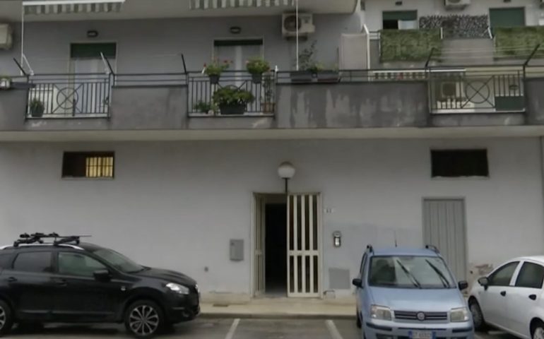 Qualiano, la figlia della donna accoltellata dall’ex: “Deve stare in carcere per sempre”