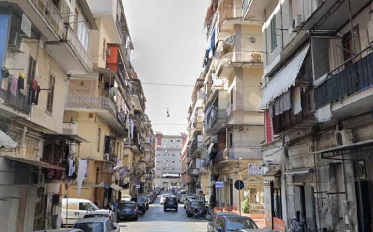 Spari alle Case Nuove: ferito un giovane incensurato imparentato con i Rinaldi