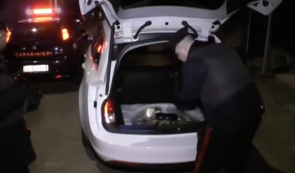 Tufino, 23 chili di cocaina nel bagagliaio: arrestata 40enne polacca