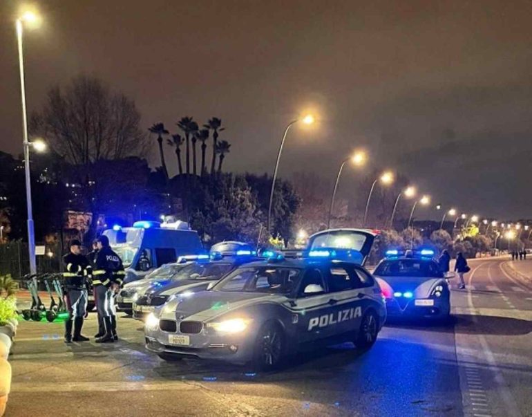 Afragola, pusher arrestato con droga e denaro contante