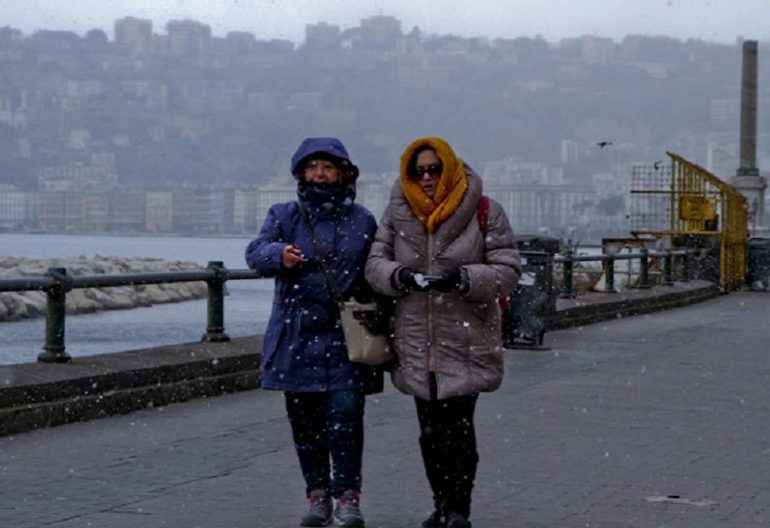 Arriva il gelo artico di San Silvestro: crollo termico anche a Napoli