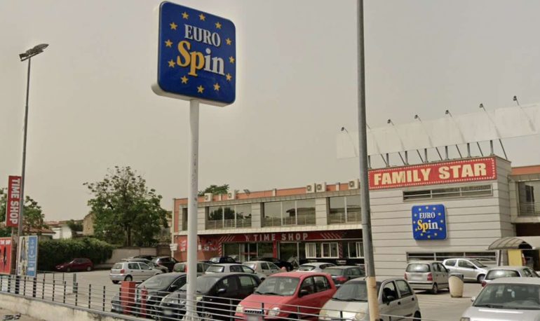 Arzano, seconda rapina al supermercato Eurospin in pochi giorni