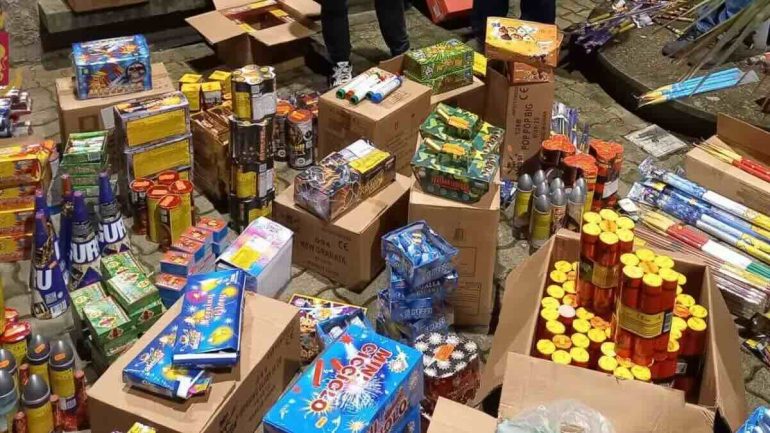 Poggioreale, scoperto deposito di botti illegali: sequestrati 250 chili di esplosivi