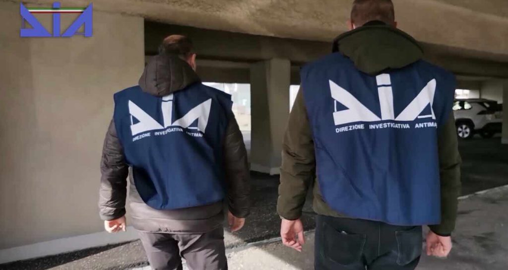Calcestruzzo e camorra: la DIA di Napoli confisca 6 milioni a imprenditore vicino ai Belforte