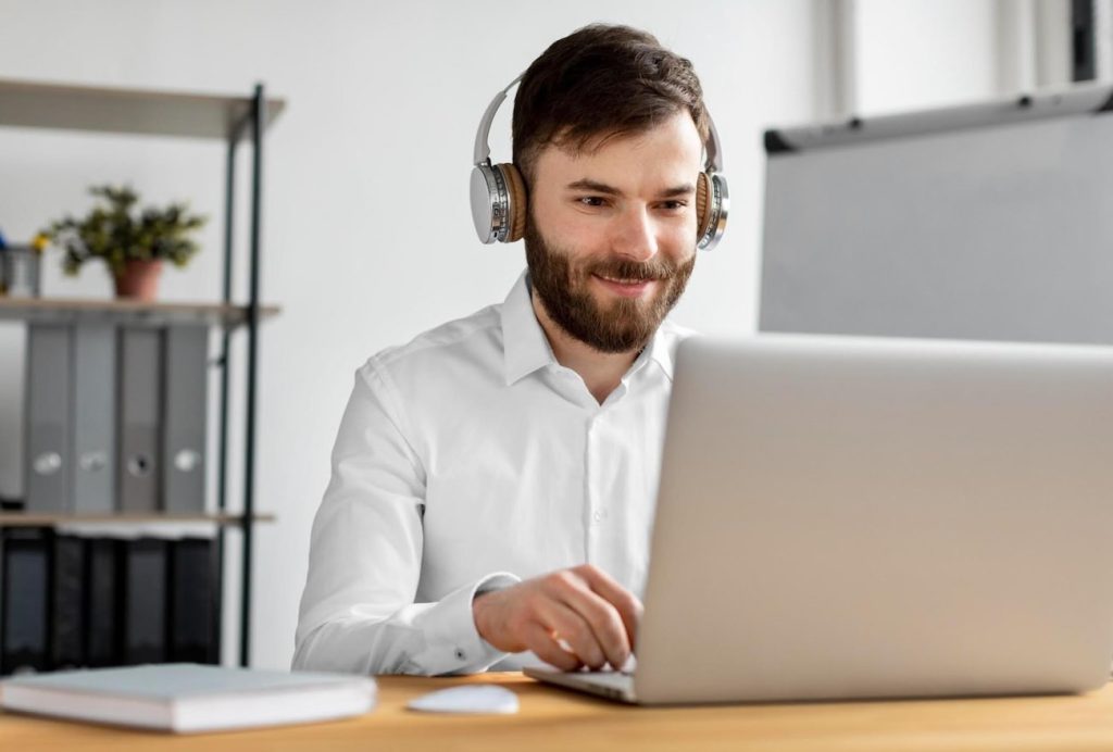 Il percorso universitario per insegnare Diritto ed Economia nella scuola secondaria