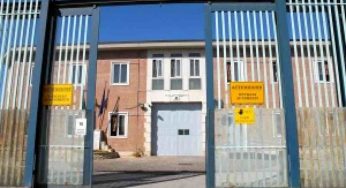 Carcere di Bellizzi, sequestrati due carichi di telefonini