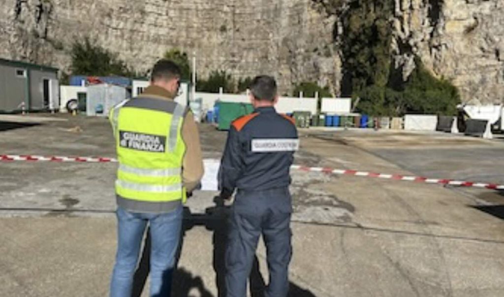 Meta di Sorrento: sotto sequestro l’isola ecologica