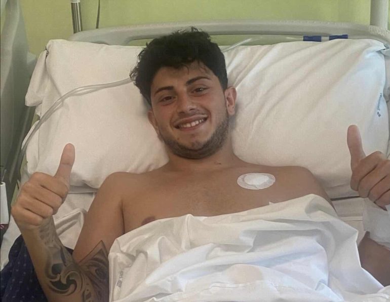 Napoli, Bruno Petrone torna a sorridere dopo l’orrore di Chiaia