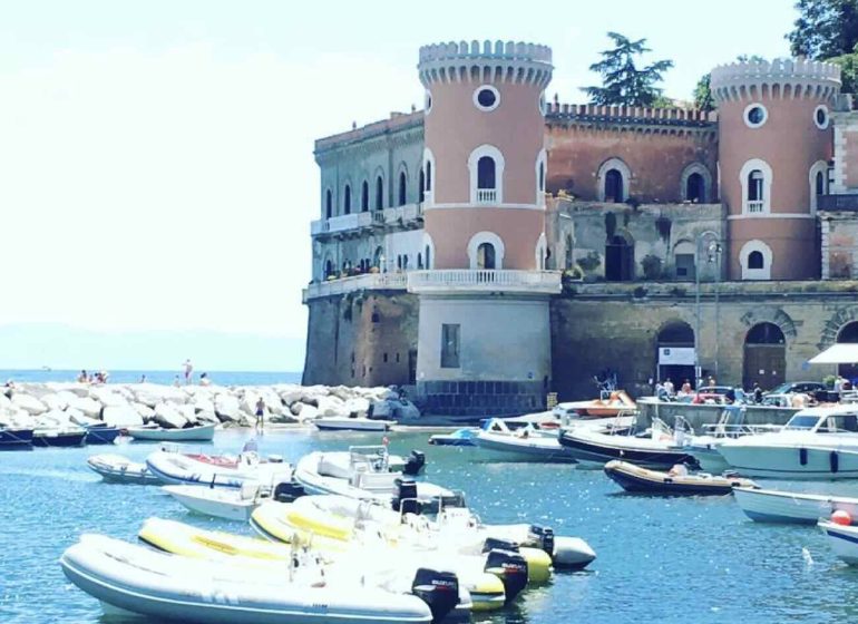 Napoli, il clan nei ristoranti di Posillipo: pestaggi, quote e affari. Così i Licciardi decidevano tutto