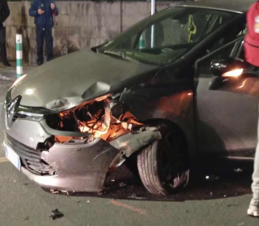 Tragedy at Capodichino: A scooter and a car collide, killing a 60-year-old man after agonizing in the hospital.