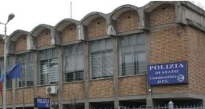 Quindicenne trovato con droga e coltello a Battipaglia: